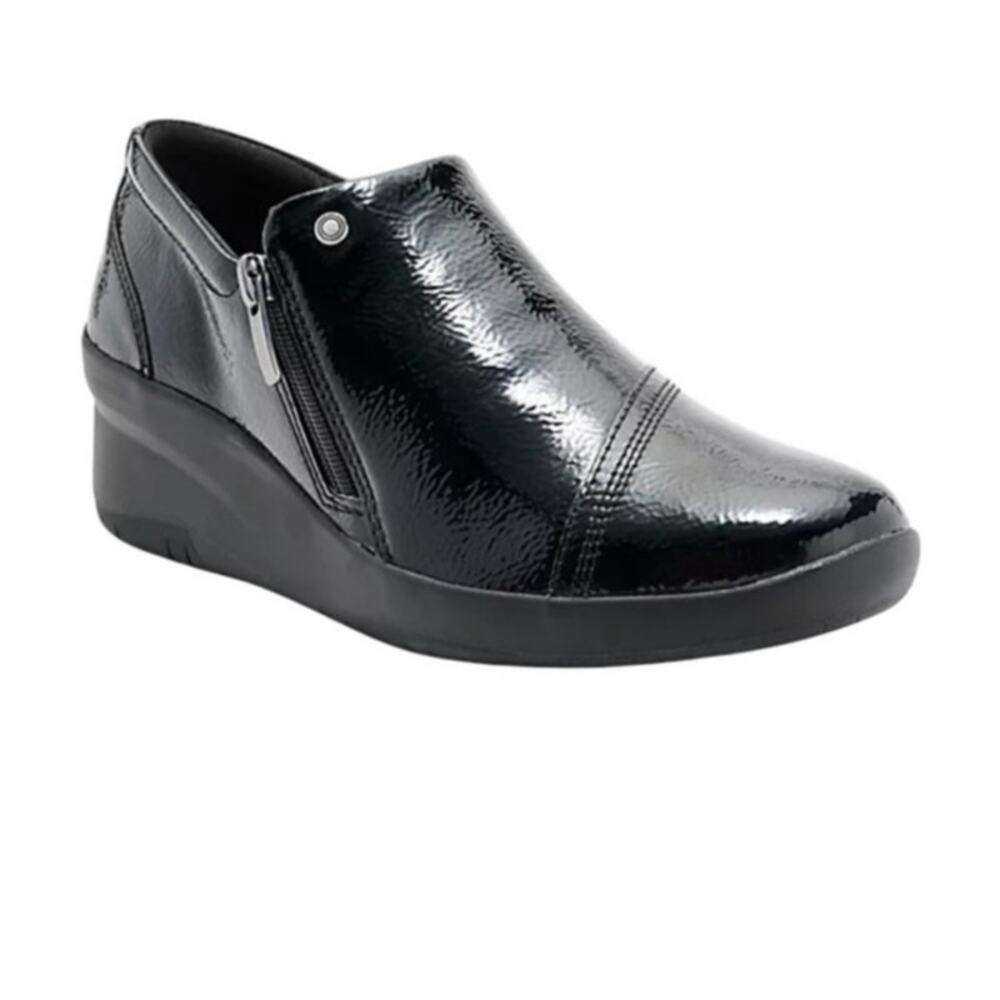 Clarks Womens New Size 7.5 Suttyn Zip Bootie Wedge Heel Black Crinkle Patent